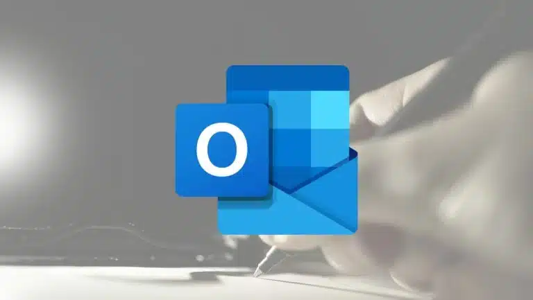 Image montrant un ordinateur avec le logo ACI Technology, symbolisant le guide pour créer une signature électronique dans Outlook