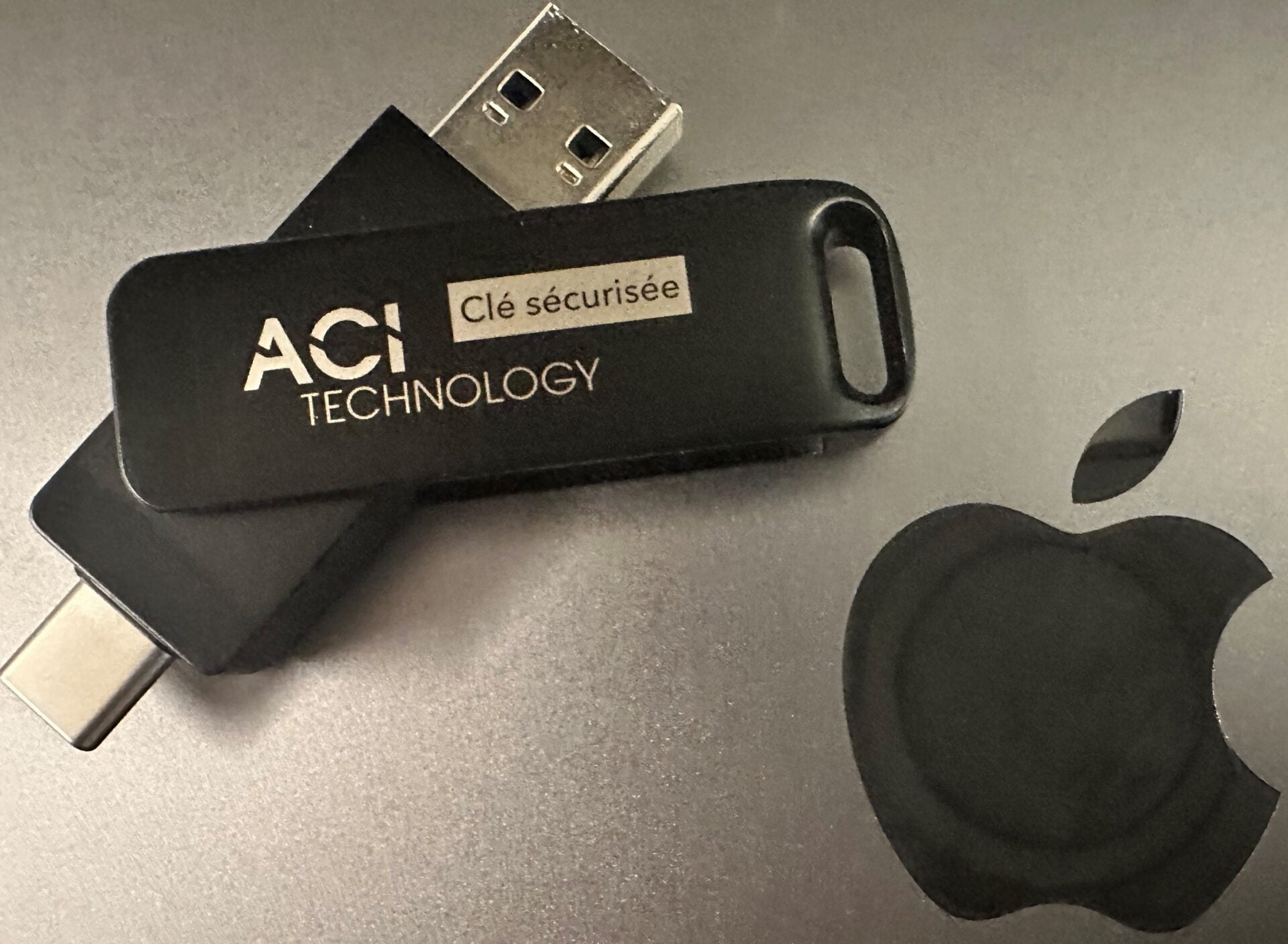 Clé usb sécurisée anti-piratage ACI Technology